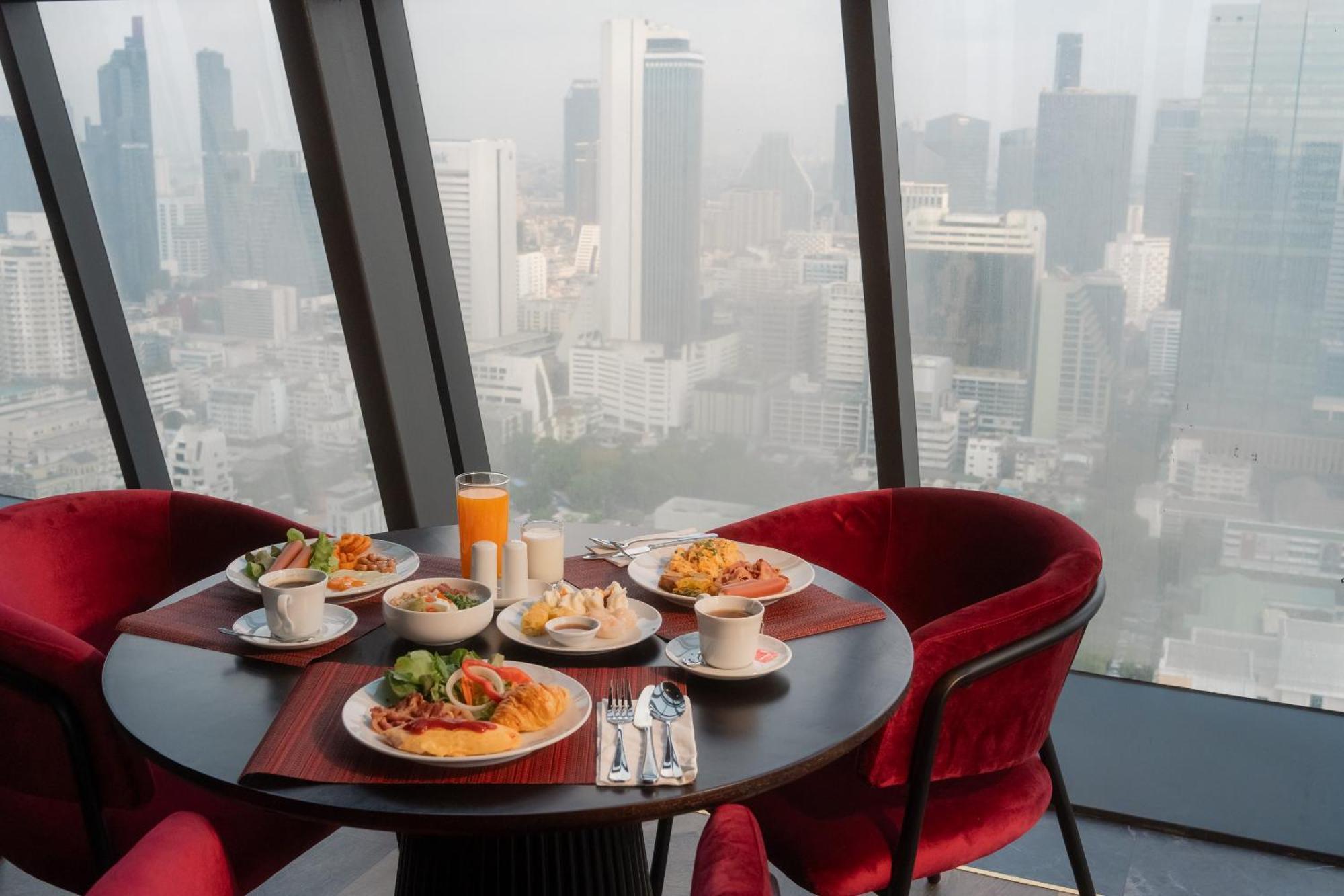 Отель Ascott Embassy Sathorn Бангкок Экстерьер фото The 87th floor restaurant